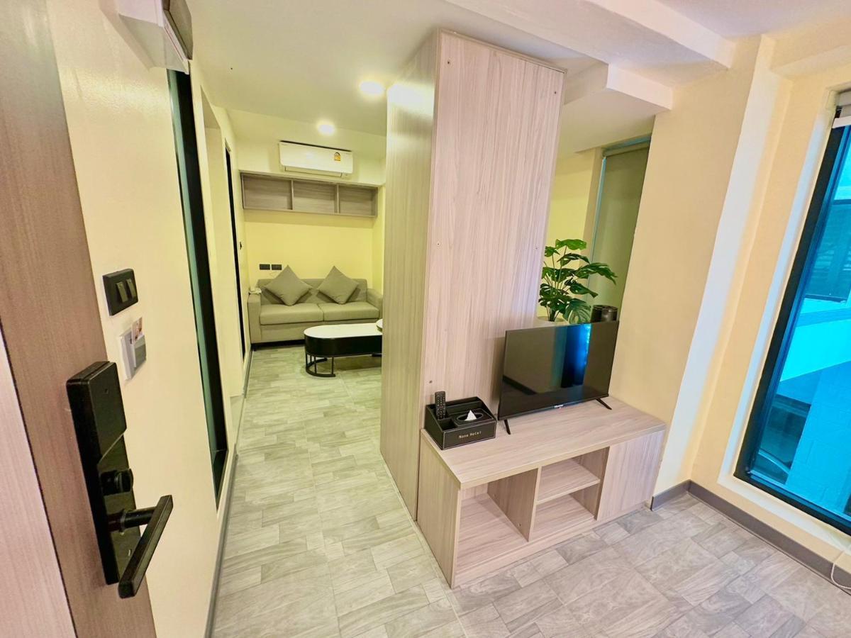 Nona Hotel, Bangkok Makkasan Extérieur photo